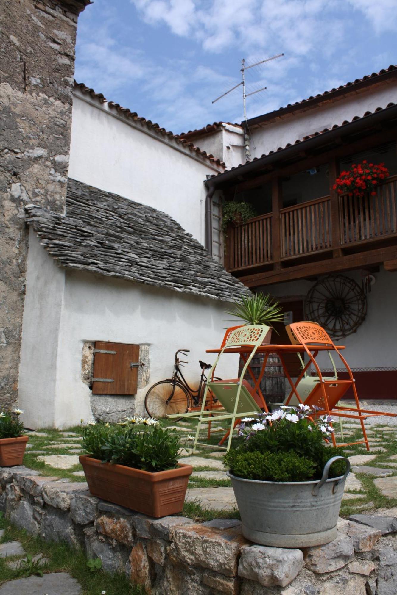 Pliskovica Youth Hostel Εξωτερικό φωτογραφία